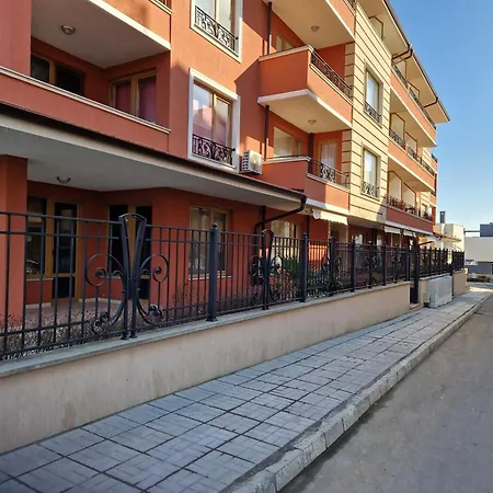 роса Appartement *
